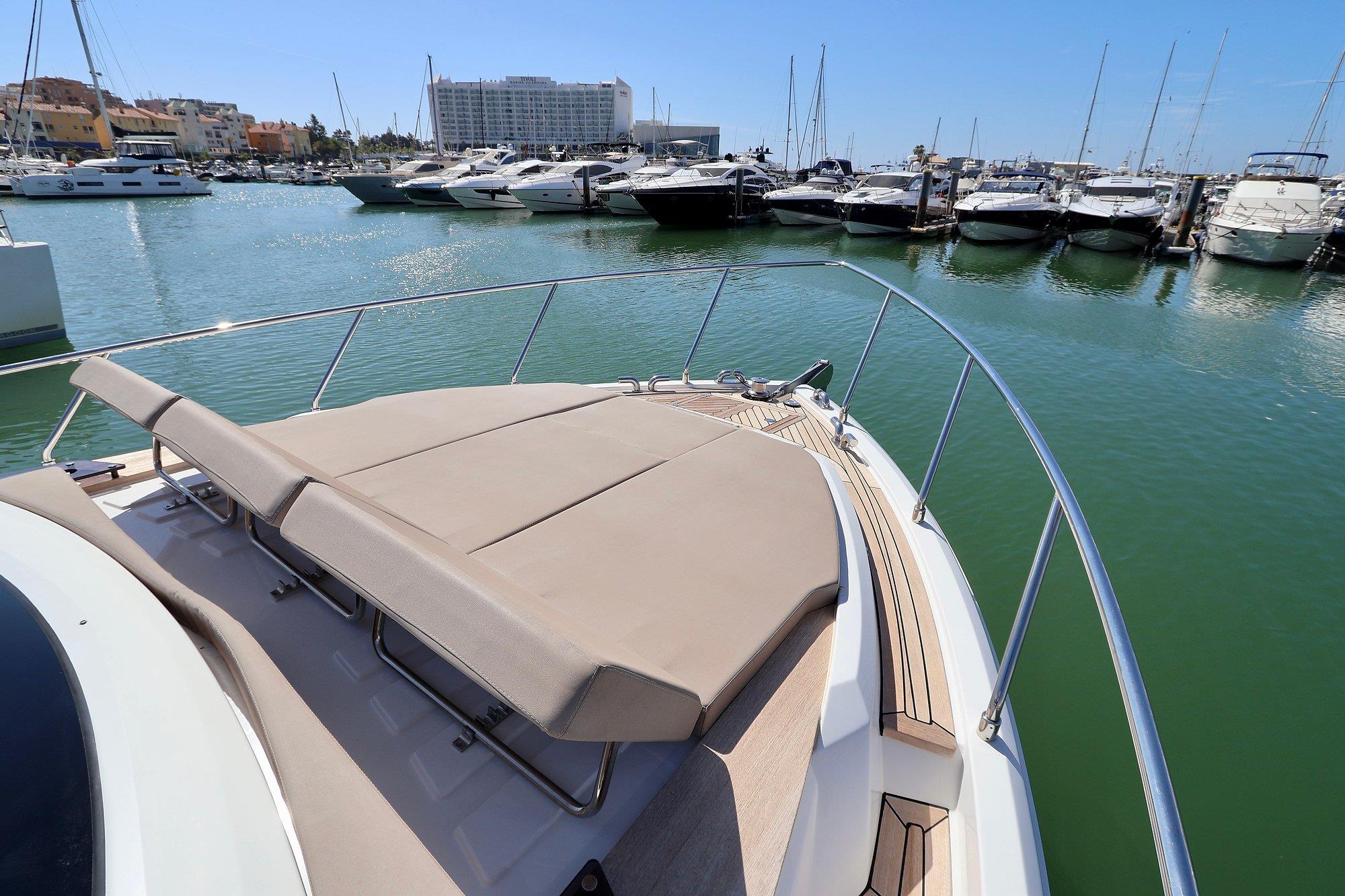 2023 FERRETTI YACHTS 500 
